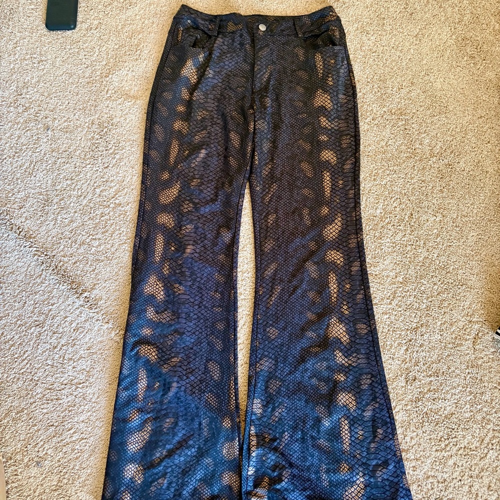 Metallic Snake-Print Flared Pants in Black with Gold Sheen